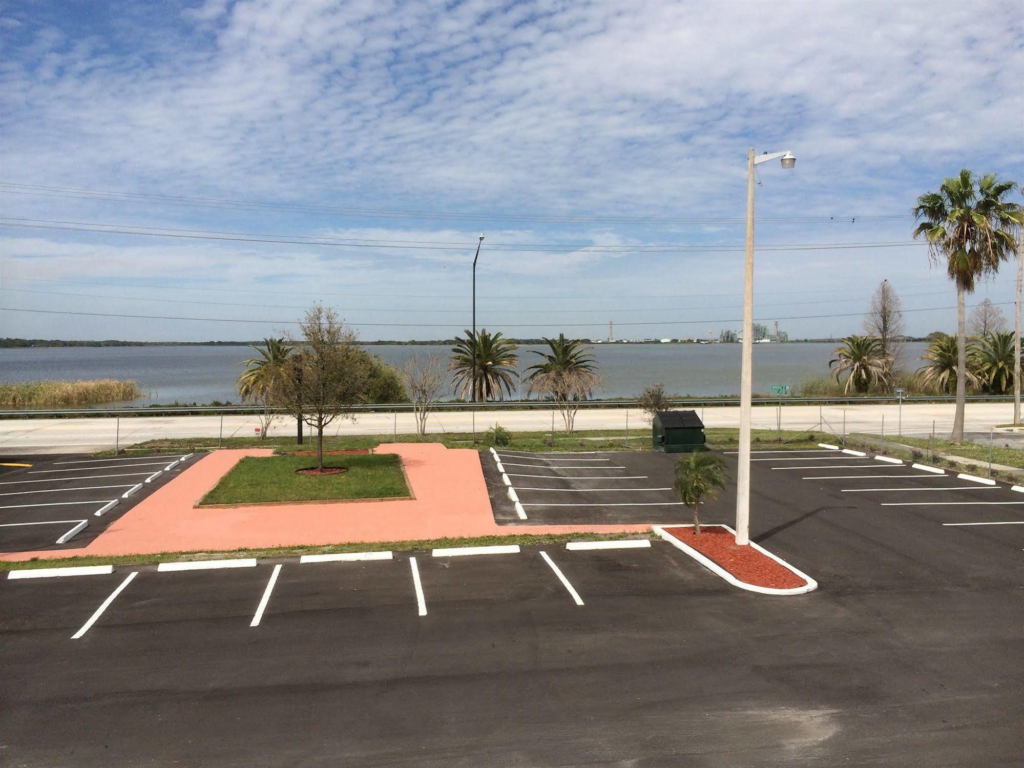 Lakeview Motel Lakeland Exterior photo